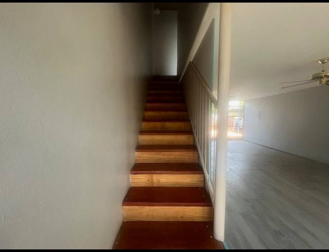 2 BEDROOM TOWNHOUSE FOR SALE IN ROSEVILLE